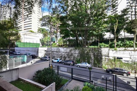 Apartamento à venda com 238m², 3 quartos e 3 vagas Apartamento à venda com 238m², 3 quartos e 3 vagasVista da Suíte 2