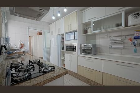 Apartamento à venda com 170m², 3 quartos e 3 vagasCozinha