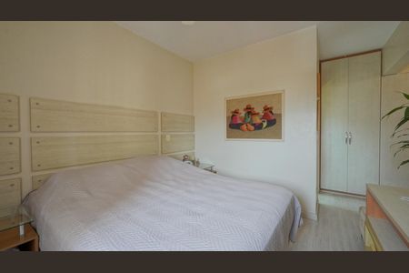 Apartamento à venda com 170m², 3 quartos e 3 vagasSuíte 2