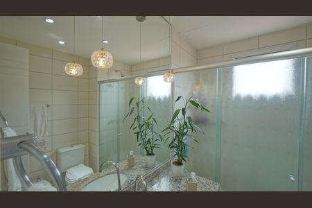 Apartamento à venda com 170m², 3 quartos e 3 vagasSuíte 2