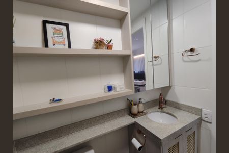 Apartamento à venda com 35m², 2 quartos e sem vagaBanheiro