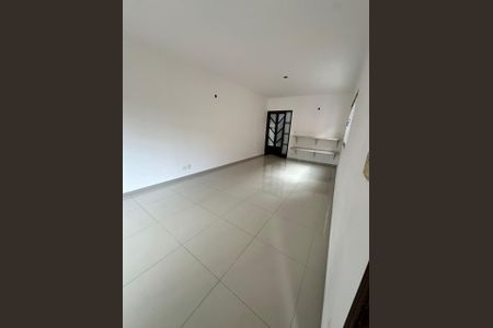 Casa à venda com 300m², 5 quartos e 5 vagasFoto 03