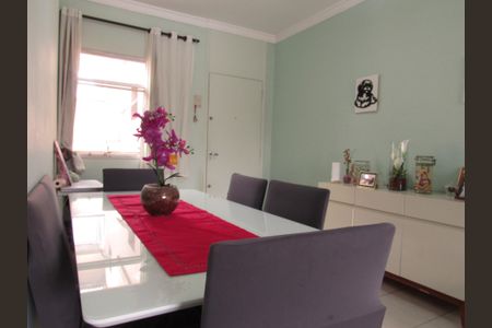 Apartamento à venda com 76m², 3 quartos e 1 vagaSala