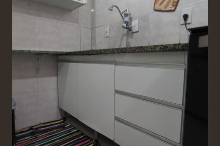 Apartamento à venda com 76m², 3 quartos e 1 vagaCozinha