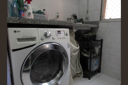 Apartamento à venda com 76m², 3 quartos e 1 vagaÁrea de Serviço