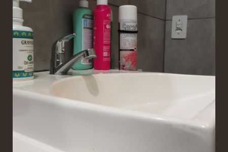 Apartamento à venda com 76m², 3 quartos e 1 vagaBanheiro Social