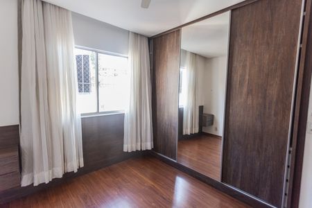 Apartamento para alugar com 112m², 3 quartos e 1 vagaQuarto 1