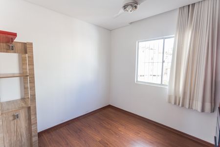 Apartamento para alugar com 112m², 3 quartos e 1 vagaQuarto 3