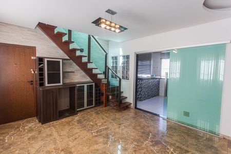 Apartamento para alugar com 112m², 3 quartos e 1 vagaSala