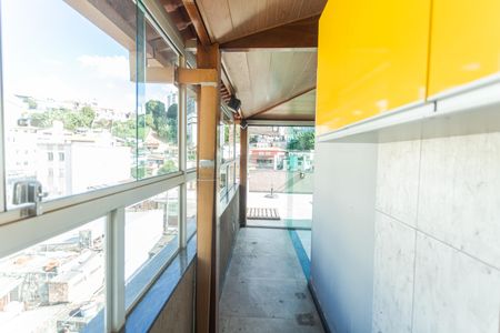 Apartamento para alugar com 112m², 3 quartos e 1 vagaÁrea de Serviço