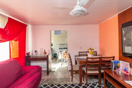 Casa à venda com 400m², 2 quartos e 5 vagasSala