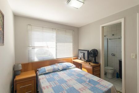 Casa de condomínio para alugar com 195m², 4 quartos e 3 vagasQuarto 1 