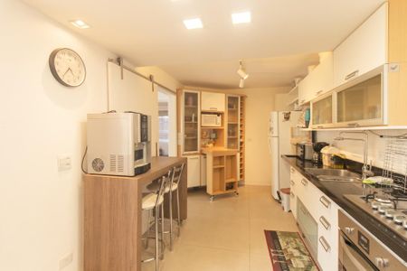 Casa de condomínio para alugar com 195m², 4 quartos e 3 vagasCozinha e Área de Serviço