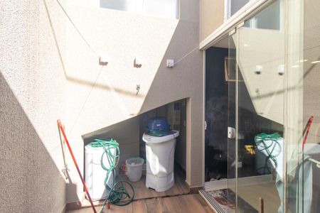 Casa de condomínio para alugar com 195m², 4 quartos e 3 vagasVaranda