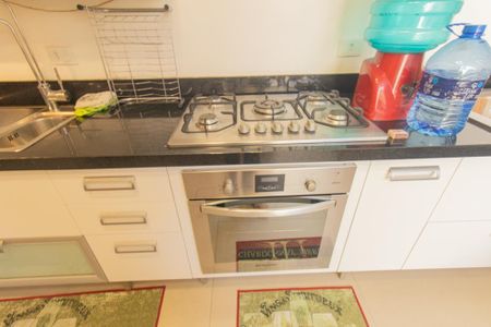 Casa de condomínio para alugar com 195m², 4 quartos e 3 vagasCozinha e Área de Serviço