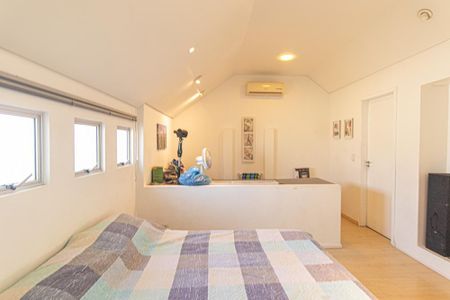 Casa de condomínio para alugar com 195m², 4 quartos e 3 vagasQuarto 4