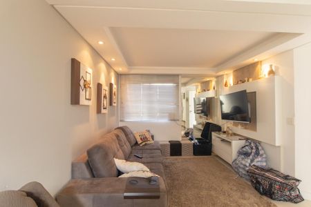 Casa de condomínio para alugar com 195m², 4 quartos e 3 vagasSala