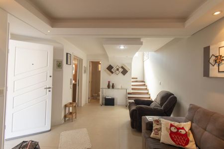 Casa de condomínio para alugar com 195m², 4 quartos e 3 vagasSala