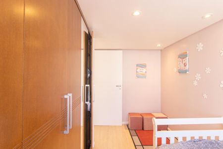 Casa de condomínio para alugar com 195m², 4 quartos e 3 vagasQuarto 3