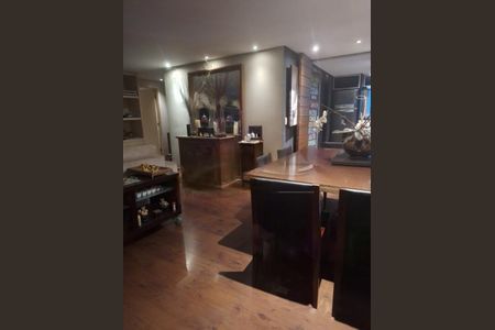 Apartamento à venda com 3 quartos, 224m² em Morro dos Ingleses, São Paulo