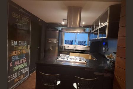 Apartamento à venda com 224m², 3 quartos e 1 vaga