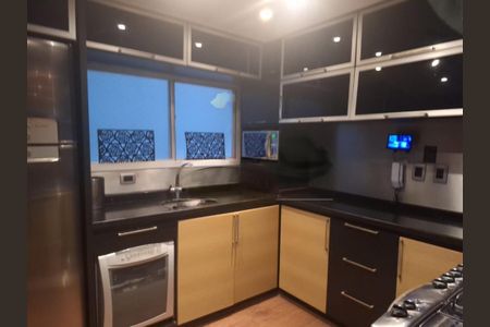 Apartamento à venda com 224m², 3 quartos e 1 vaga