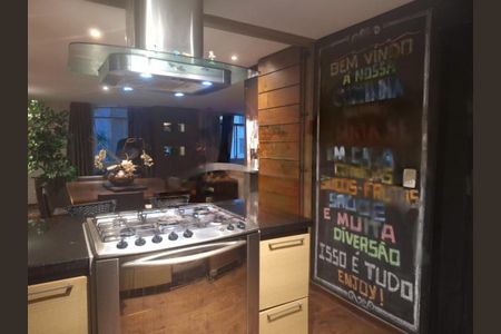 Apartamento à venda com 224m², 3 quartos e 1 vaga