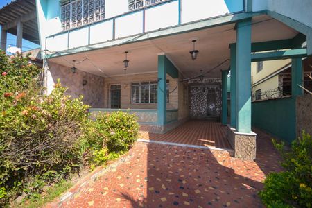 Casa para alugar com 420m², 4 quartos e 2 vagas Casa para alugar com 420m², 4 quartos e 2 vagasÁrea comum