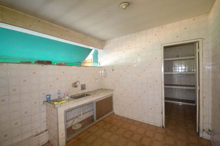 Casa para alugar com 420m², 4 quartos e 2 vagas Casa para alugar com 420m², 4 quartos e 2 vagasÁrea de Serviço
