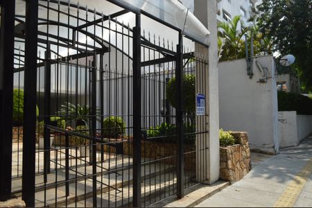 Apartamento à venda com 69m², 3 quartos e sem vagaFachada + Plaquinha