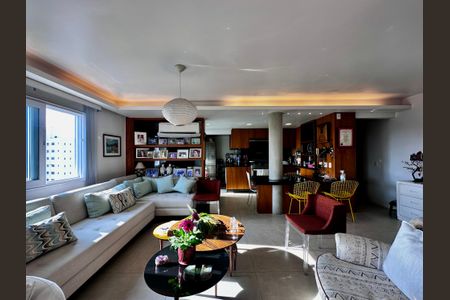 Apartamento à venda com 132m², 1 quarto e 1 vagaSala