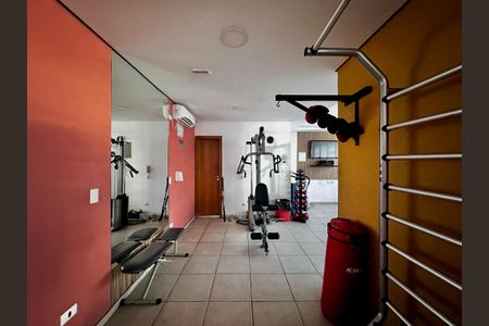 Apartamento à venda com 132m², 1 quarto e 1 vagaAcademia