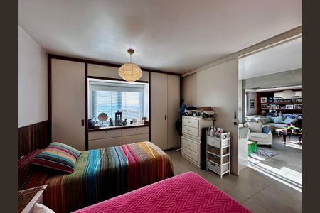 Apartamento à venda com 132m², 1 quarto e 1 vagaSuíte