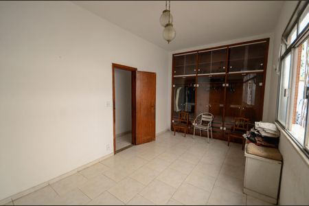 Casa à venda com 280m², 4 quartos e 8 vagasQuarto 1