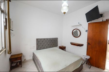 Casa à venda com 280m², 4 quartos e 8 vagasSuíte