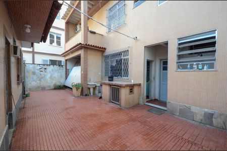 Casa à venda com 280m², 4 quartos e 8 vagasÁrea de Serviço