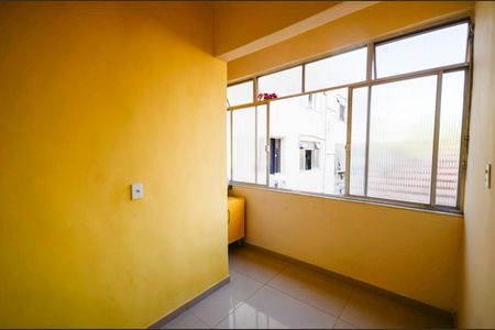 Casa à venda com 280m², 4 quartos e 8 vagasQuarto de serviço 2