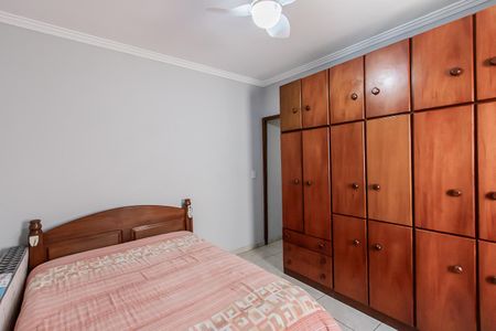 Casa à venda com 90m², 2 quartos e 2 vagas Casa à venda com 90m², 2 quartos e 2 vagasQuarto 2