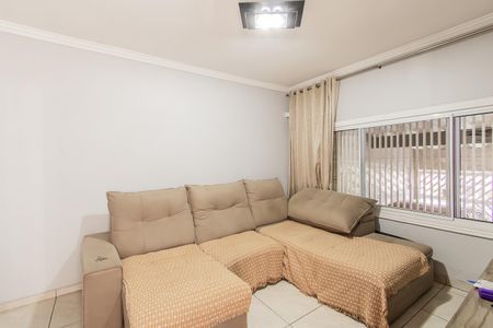 Casa à venda com 90m², 2 quartos e 2 vagas Casa à venda com 90m², 2 quartos e 2 vagasSala