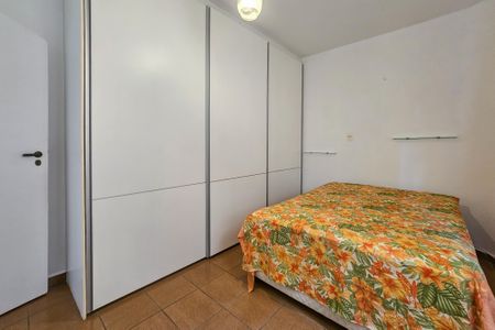 Apartamento para alugar com 130m², 3 quartos e 1 vaga Apartamento para alugar com 130m², 3 quartos e 1 vagaSuíte 2