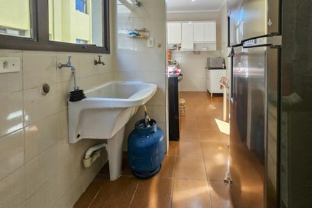 Apartamento para alugar com 130m², 3 quartos e 1 vaga Apartamento para alugar com 130m², 3 quartos e 1 vagaÁrea de serviço