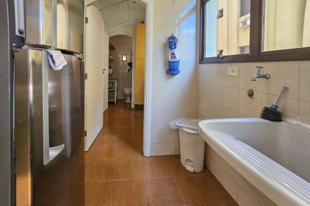 Apartamento para alugar com 130m², 3 quartos e 1 vaga Apartamento para alugar com 130m², 3 quartos e 1 vagaÁrea de serviço