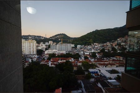 Apartamento à venda com 68m², 2 quartos e 1 vaga Apartamento à venda com 68m², 2 quartos e 1 vagaVista da Suíte 2