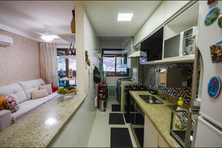 Apartamento à venda com 68m², 2 quartos e 1 vaga Apartamento à venda com 68m², 2 quartos e 1 vagaCozinha