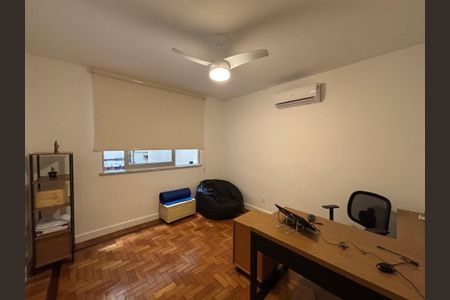 Apartamento à venda com 120m², 2 quartos e 1 vagaQuarto 2