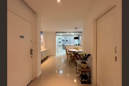 Apartamento à venda com 120m², 2 quartos e 1 vagaSala