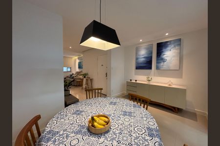 Apartamento à venda com 120m², 2 quartos e 1 vagaSala