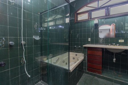 Casa à venda com 245m², 3 quartos e 4 vagasBanheiro da Suíte 3