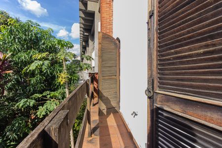 Casa à venda com 245m², 3 quartos e 4 vagasVaranda