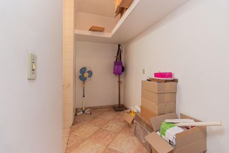 Casa à venda com 245m², 3 quartos e 4 vagasCloset da suíte 2